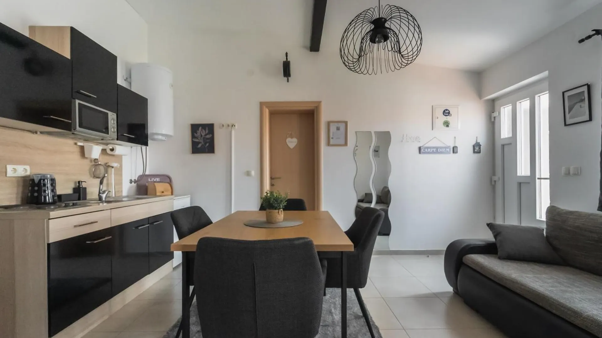 Apartments Zara Petrčane